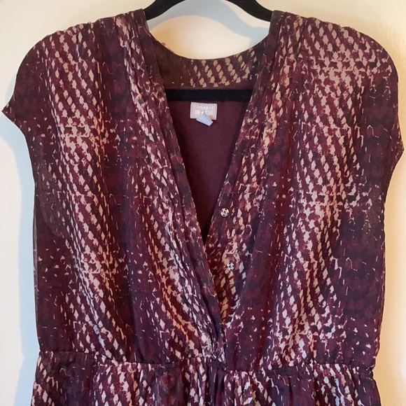 Converse All Star Maroon & Tan Snake Patter Dress - Picture 2 of 13